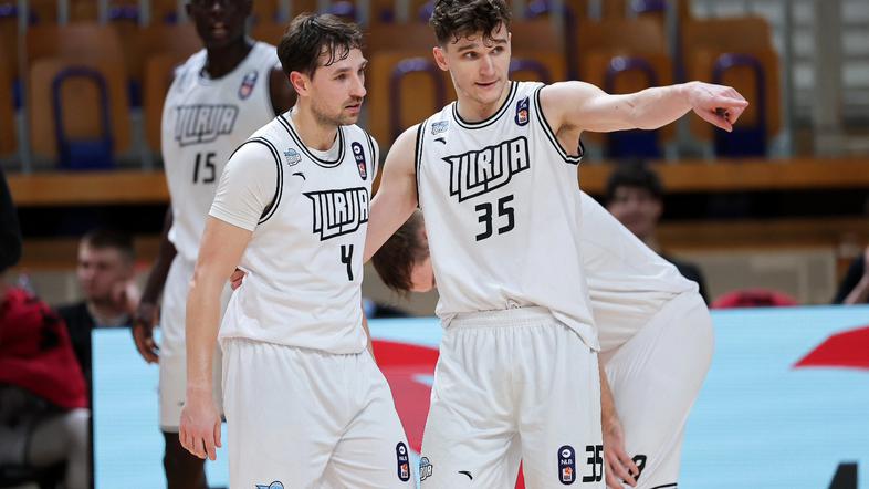 KK Ilirija Hala Tivoli