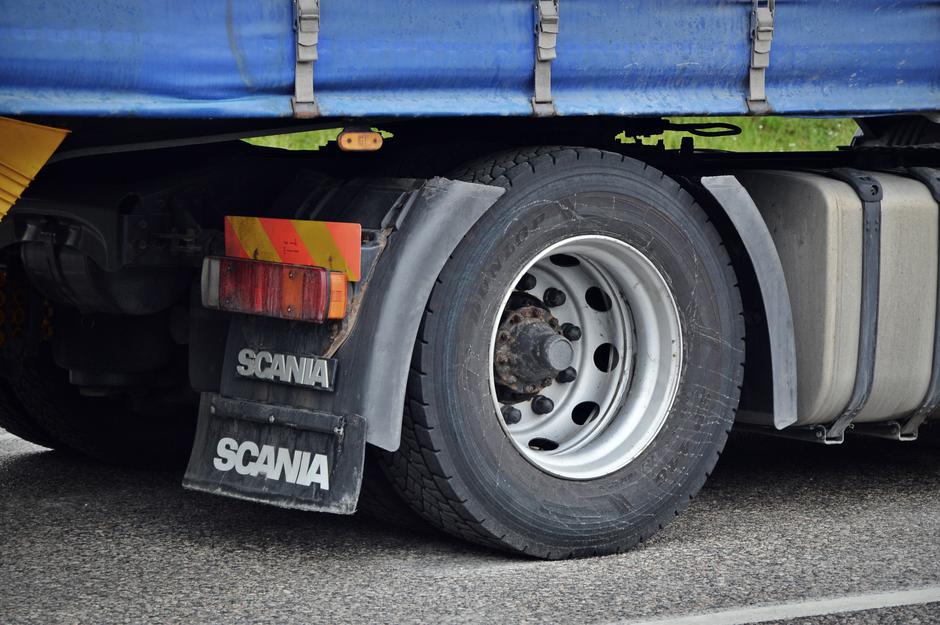 Tovornjak | Avtor: Andrej Leban