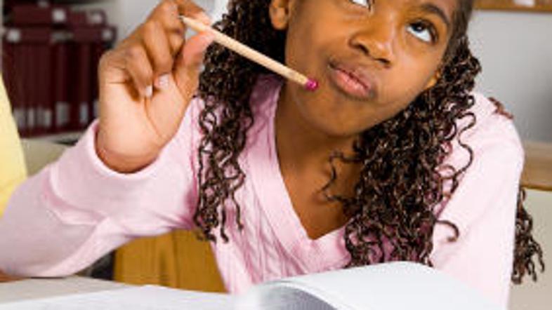 Hm ... mislim, da si ta profesor zasluži oceno 3 ... ne, 2 bo čisto O.K.