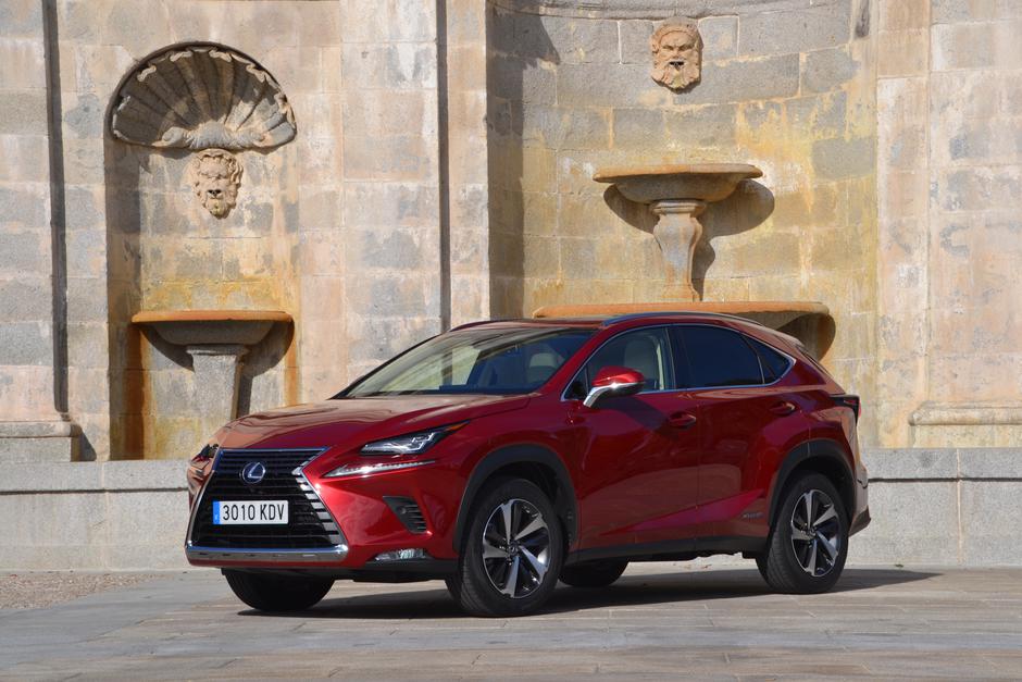 Lexus NX | Avtor: Gregor Prebil