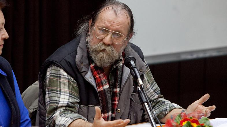 Jadran Sterle iz CI je pozval k podpisu peticije, da muzej ostane samostojen in 