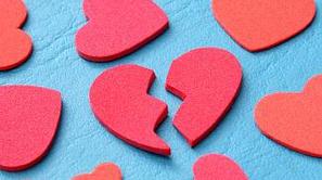 Po dveh letih, ko se zaljubljenost konča, je lahko ljubezni konec ali pa se prič