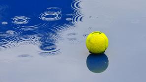 tenis dež