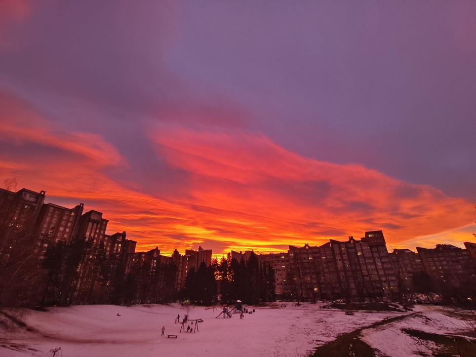 sončni vzhod | Avtor: Bralec