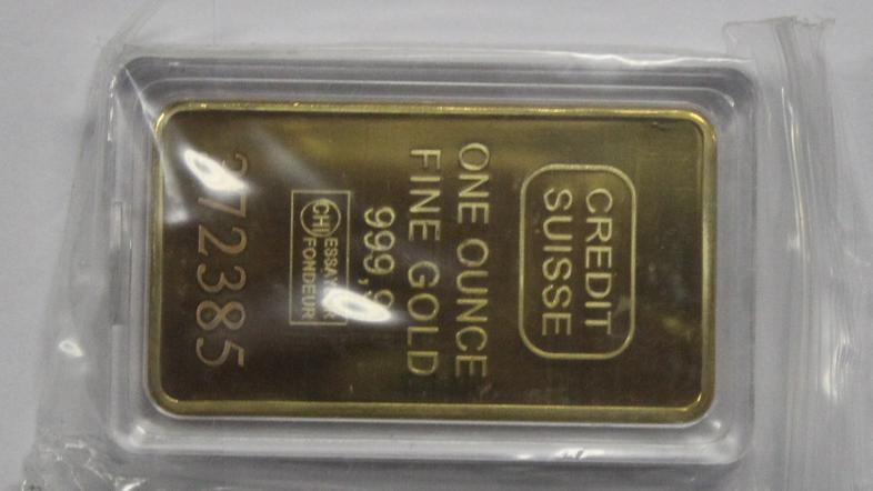 zaseg kovinska ploščica