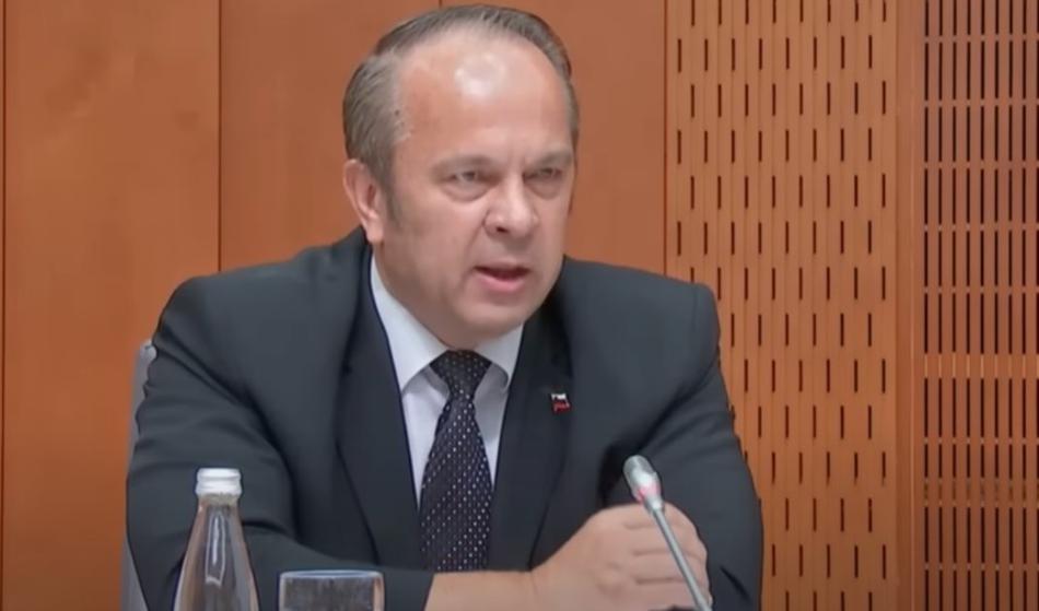 Grims naj bi dobil košarico, odločitev znana že danes