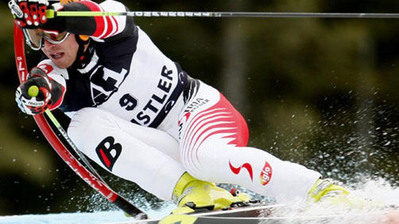 Zmagovalec veleslaloma v Whistlerju Hannes Reichelt.