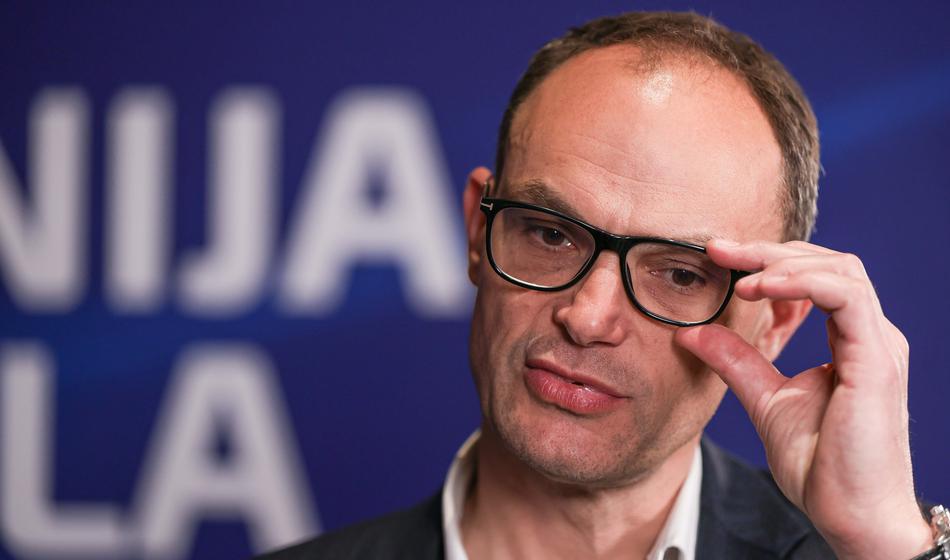 Logar bo od Goloba zahteval tri zadeve