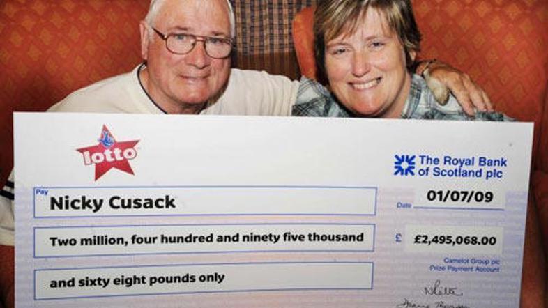 Nicky s svojim očetom Lesom