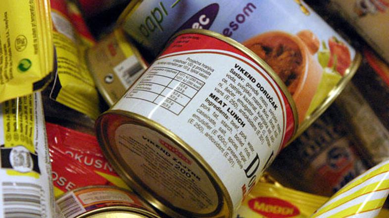 Treba je zagotoviti, da se povišanja cen hrane in naftnih derivatov ne prenesejo