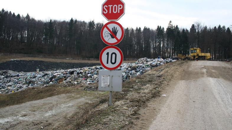V okleščenem proračunu med projekti v ospredju ostaja Celo Globoko, center za ra