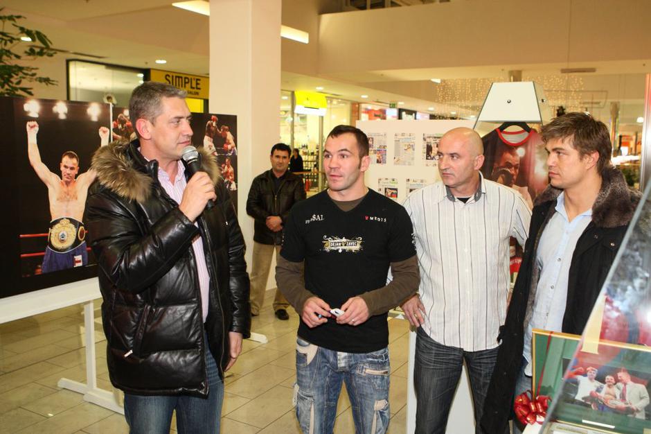 dejan zavec Dirk Dzemski | Avtor: Sport club M