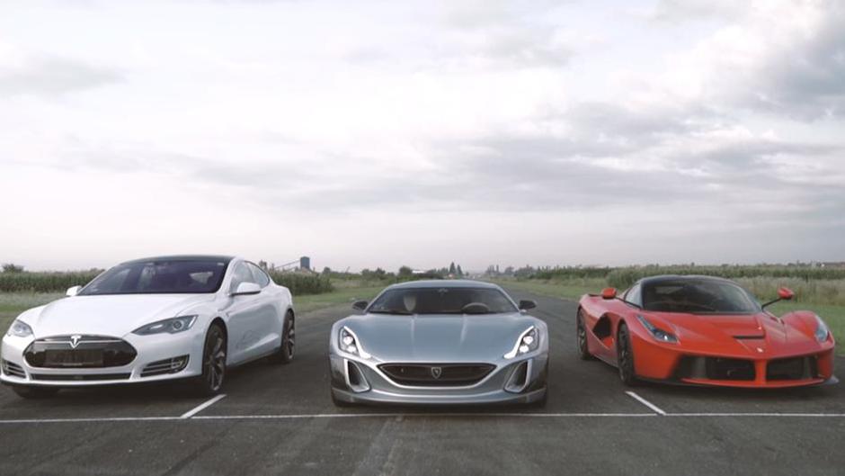 Rimac concept one v sredini proti tesli model S (levo) in ferrariju LaFerrariju  | Avtor: Youtube