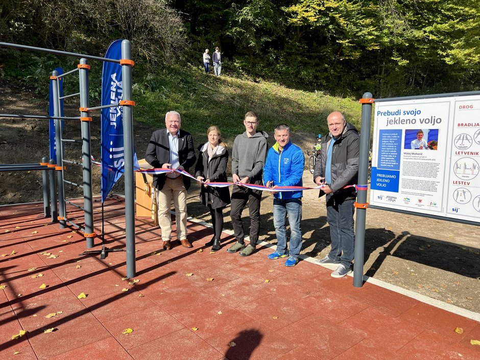  | Avtor: Peter Šalamon