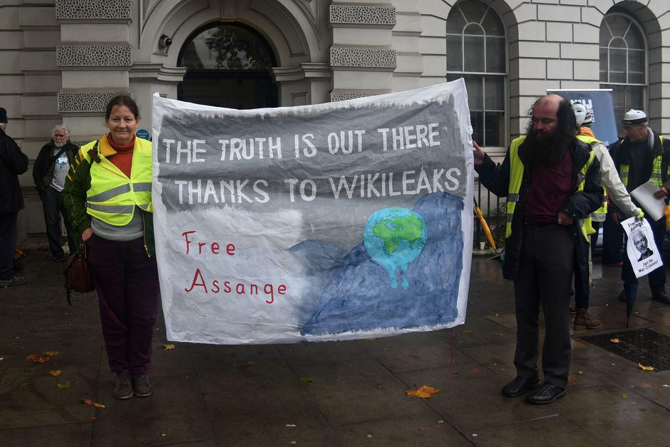 Assange - shod v podporo - London | Avtor: Profimedia
