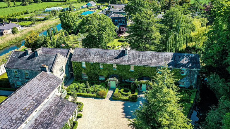 The Village at Lyons