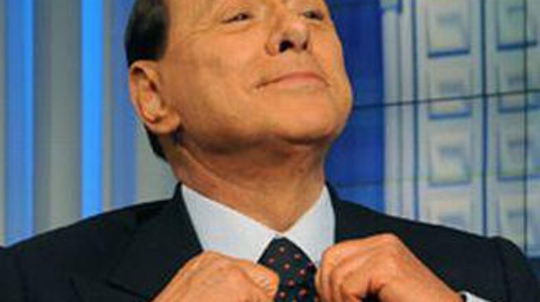 Italijanski premier Silivio Berlusconi je zakladnico svojih spornih izjav obogat