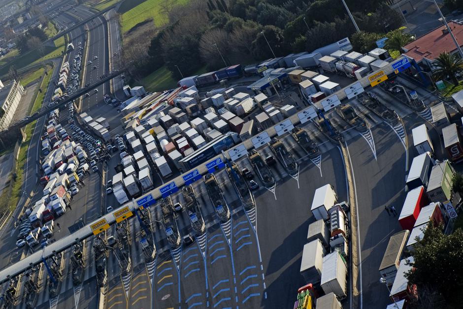 Italija avtocesta cestninska postaja cestnina | Avtor: Epa