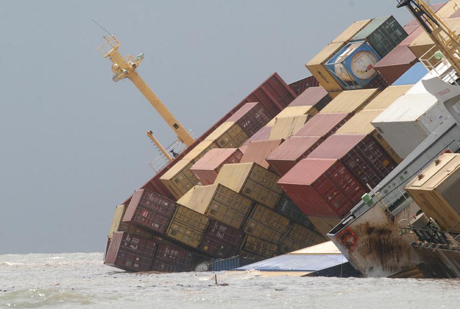 nesreča ladje, trčenje, Indija