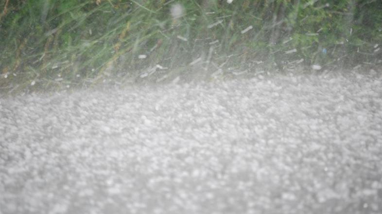 Toča v okolici Ljubljane 