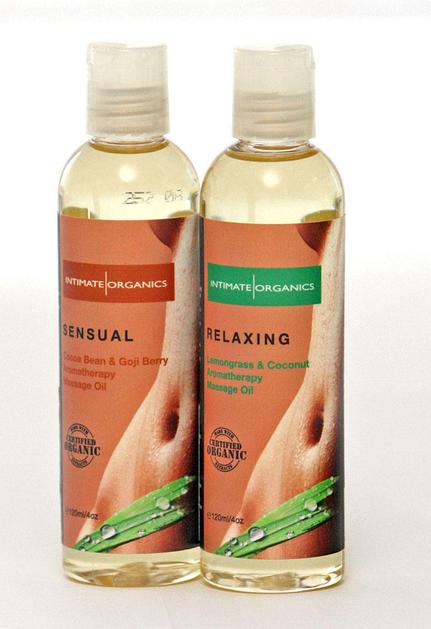 Vse čute bodo pri predigri prebudila masažna olja. 