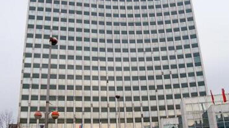 Milivoj Žugić in Svetozar Nišić pozivata vse nekdanje varčevalce Ljubljanske ban