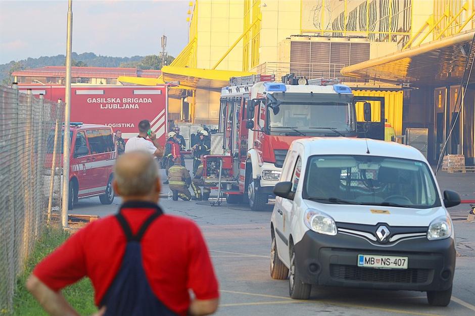 Požar logistični center | Avtor: Saša Despot