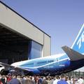 Boeingov je za 787 dreamliner že prejel 700 naročil.