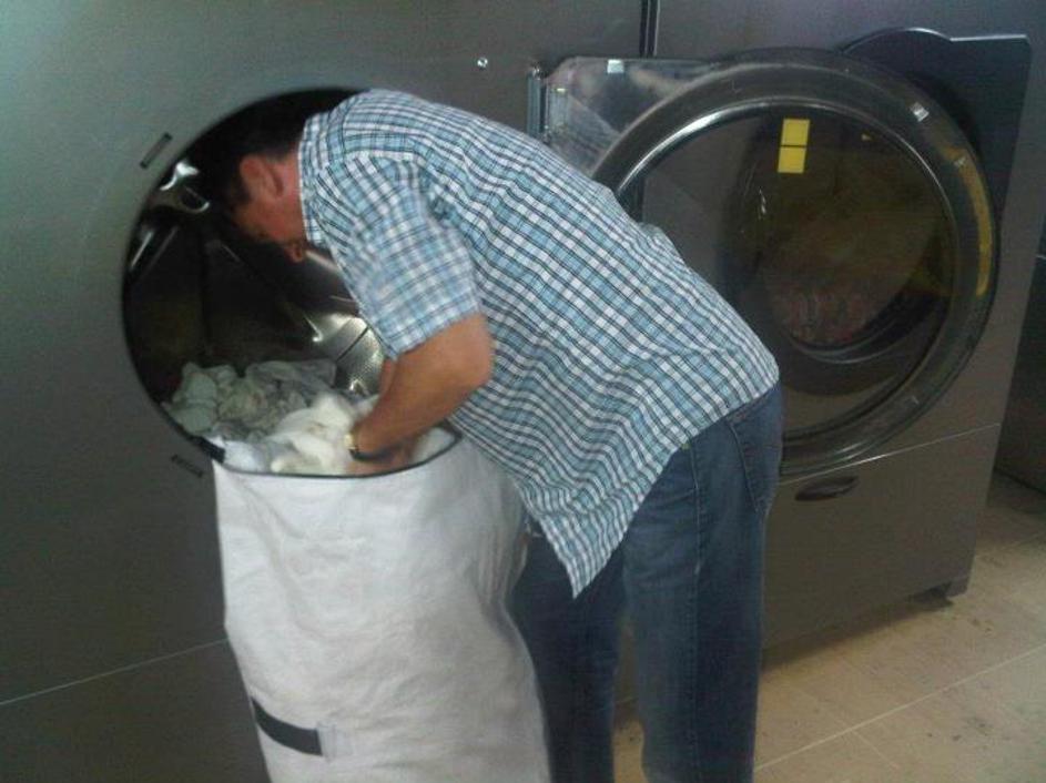 Borut Pahor v tovarni nogavic Ana