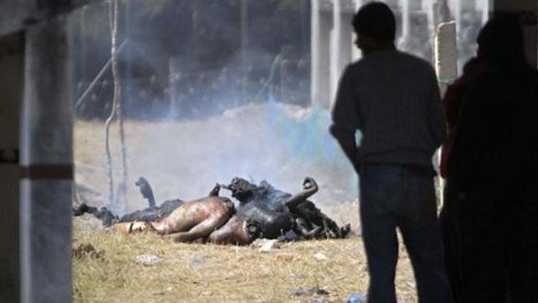 Krvavi spopad je imel za posledico smrt sedmih zapornikov, med njimi je bilo pet