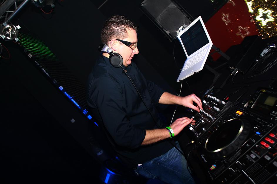 DJ Sash popeljal Koper v devedeseta