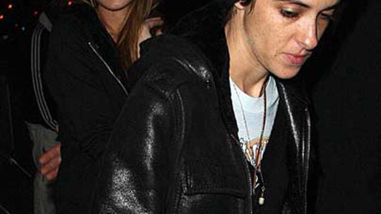 Samantha se vse pogosteje sprašuje, če se je odločila prav.