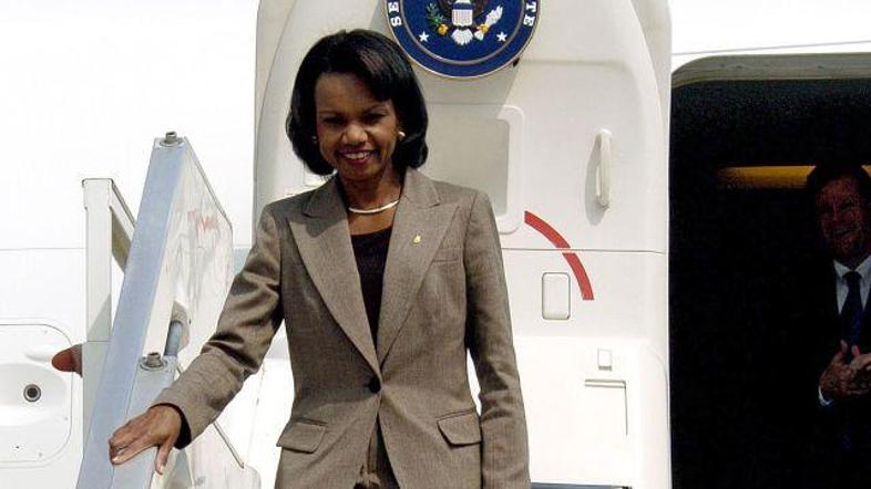 Condoleezza Rice je v Irak prišla le dan potem, ko je al Sadr iraški vladi v sob