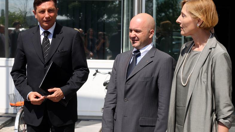 O "viziji prihodnjih odnosov med vlado, Darsom in DDC" se bodo znova pogovarjali