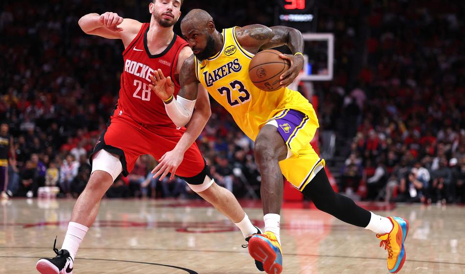 Lakers razbili Houston in napredovali v drugi krog končnice, zdaj s prvaki
