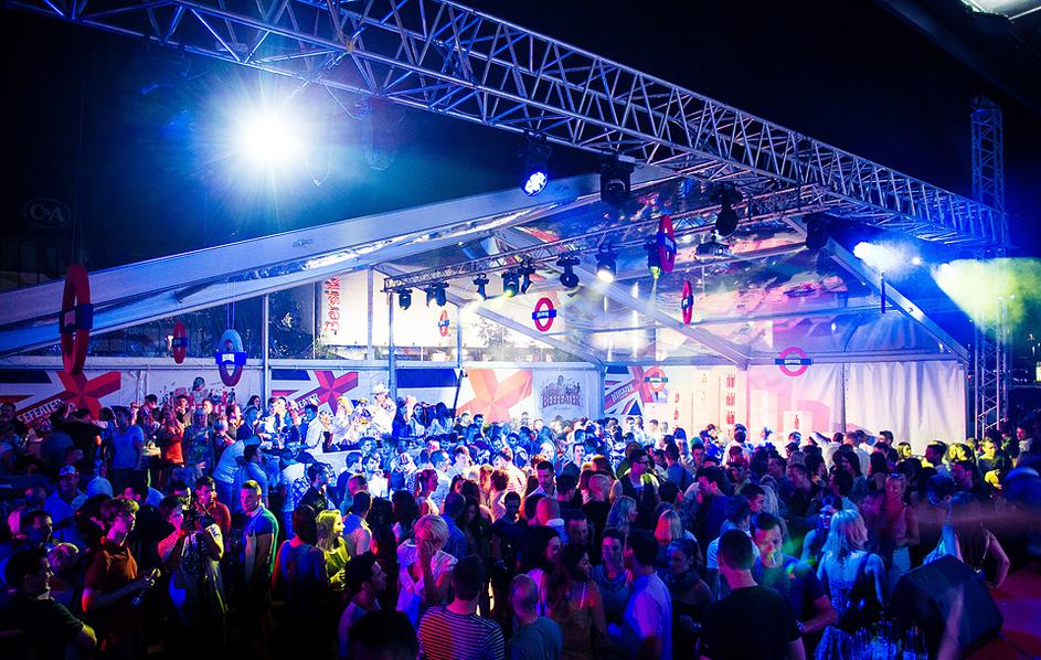 Ylonski razvrat s Freemasons