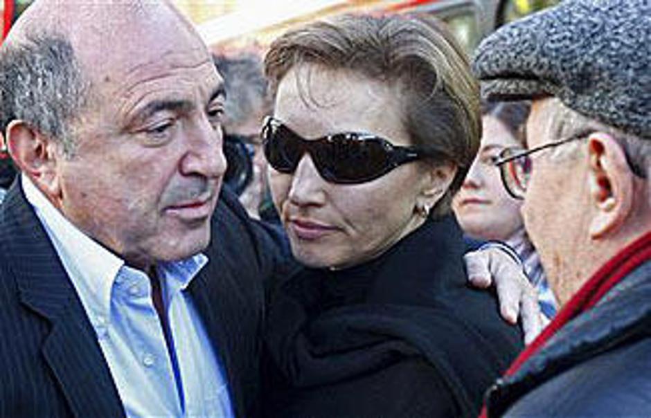 Marina Litvinenko se je ob obletnici moževe smrti srečala z Borisom Berezovskim, | Avtor: Žurnal24 main