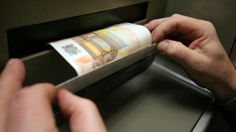 Zlorabe na bankomatu