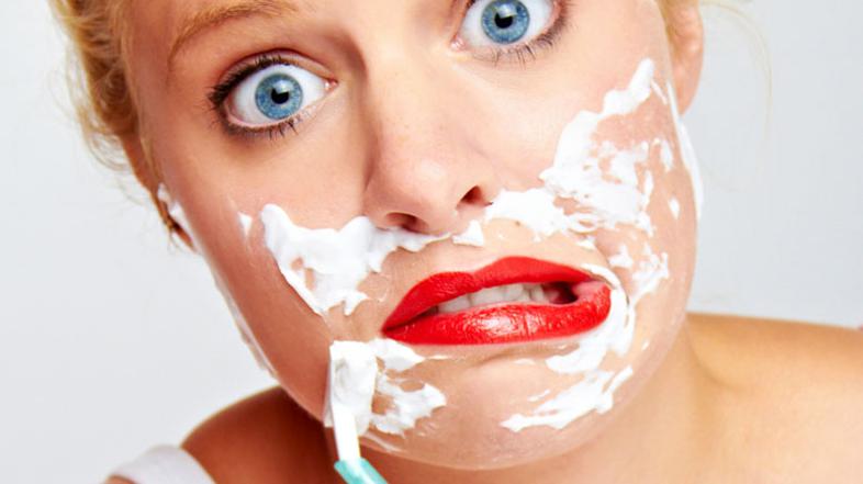 Moška poraščenost je lahko za žensko zelo neprijetna in estetsko moteča. (Foto: 