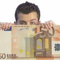 Povprečna bruto plača je januarja znašala nekaj manj kot 1.500 evrov.(Foto: Isto