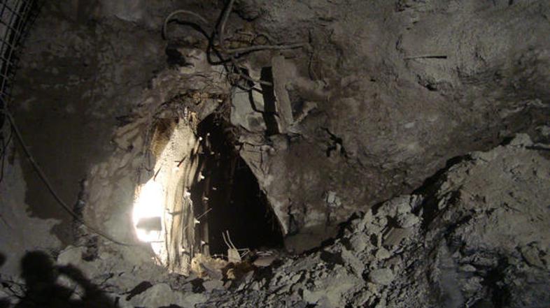 Izkopna dela obeh cevi bodo končana predvidoma maja 2009, cevi pa bosta prevozni