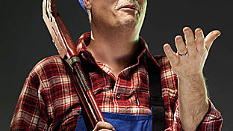 Boris Kobal se odlično znajde kot igralec v smešnih vlogah, ki je tokrat vodoinš