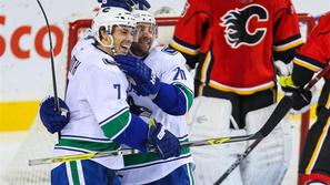 Booth Higgins Calgary Flames Vancouver Canucks NHL liga