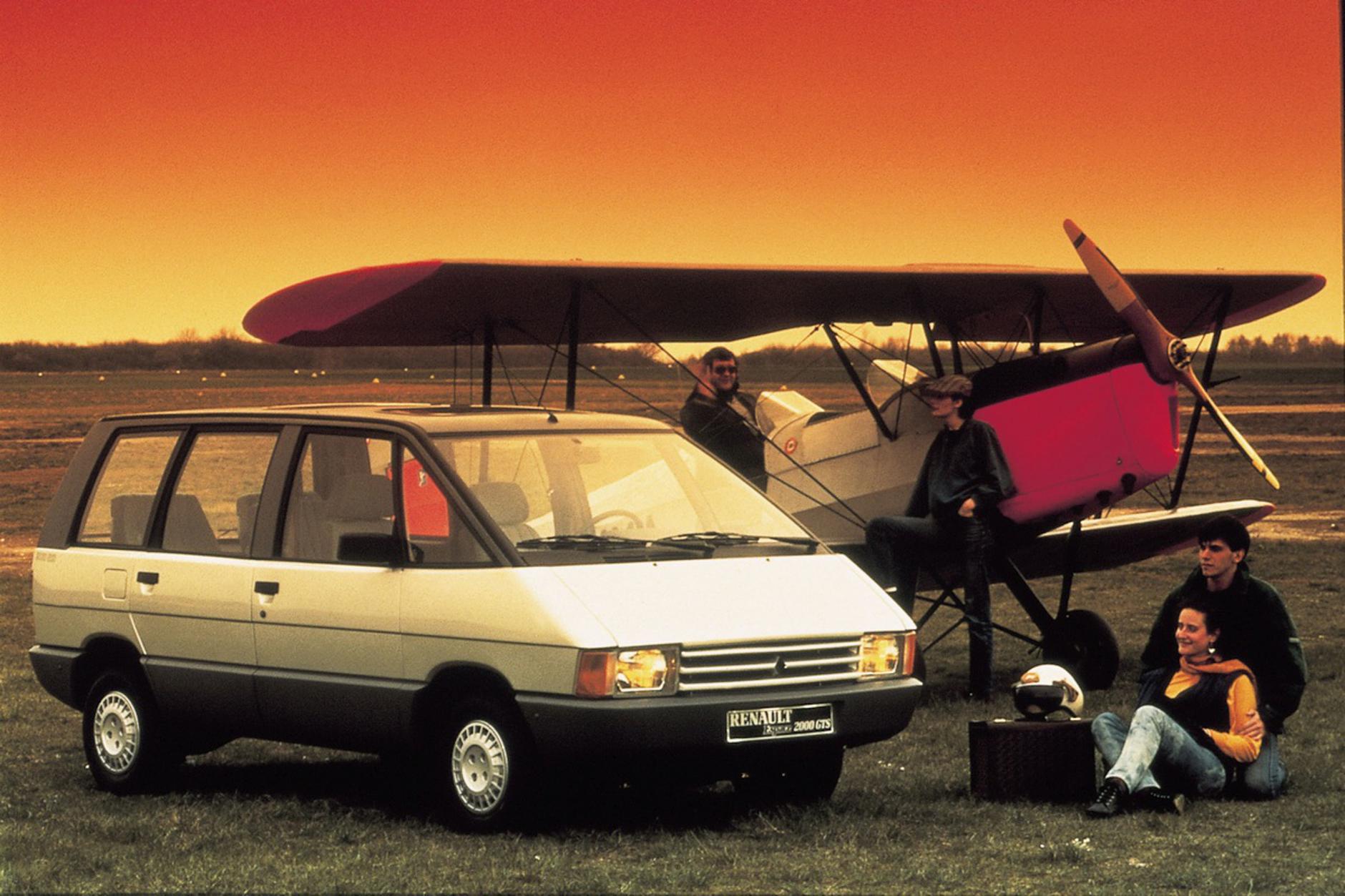 Renault E-Space Concept: vrača se legendarni Espace, a v povsem novi ...