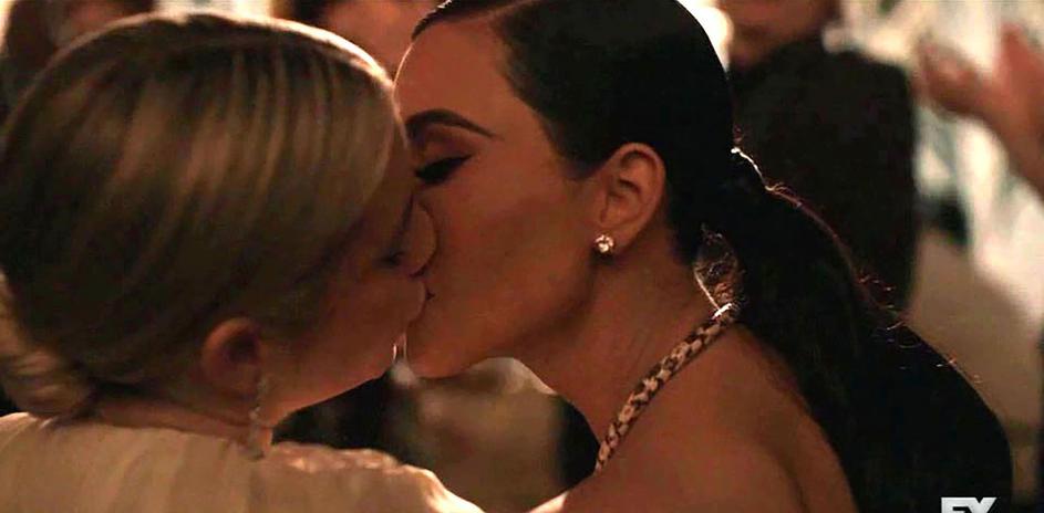 emma roberts, kim kardahian