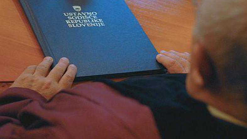 ustavno sodiÅ¡Äe sodnik Å¾urnal