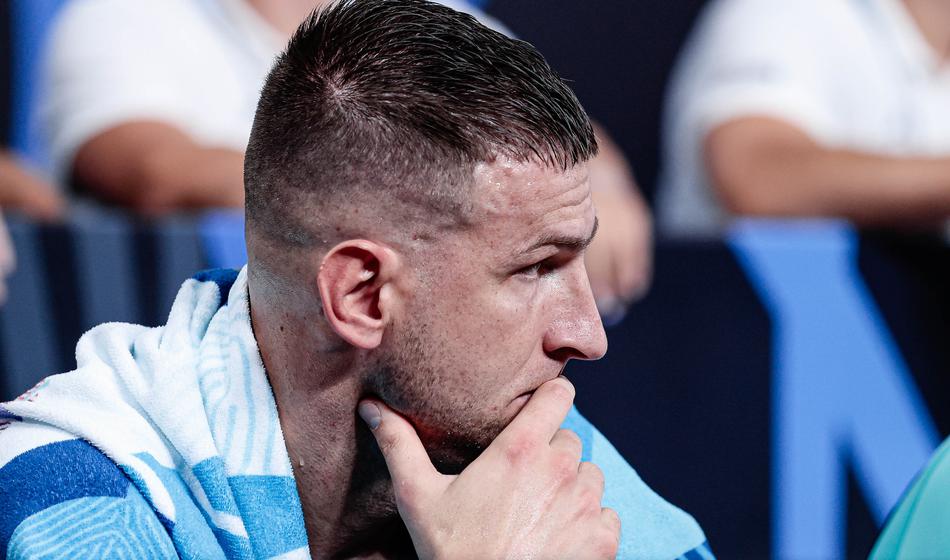 Omić se je opravičil, Sekulić prosi za pomoč