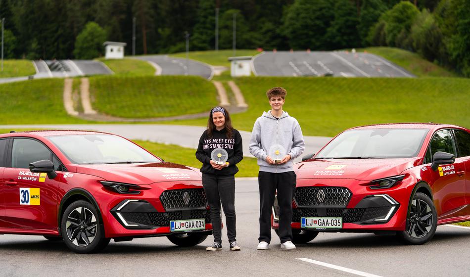 Beti in Tadej sta najboljša mlada voznika v Sloveniji