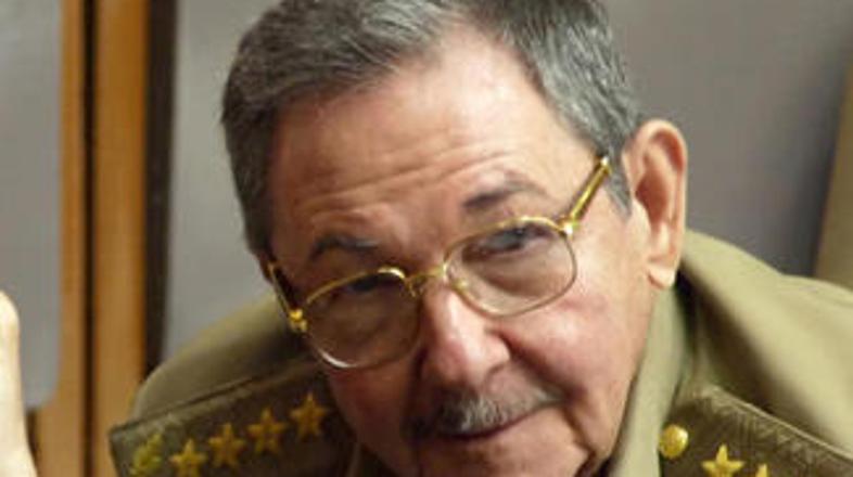 Raul Castro je 24. februarja letos uradno prevzel oblast na Kubi.