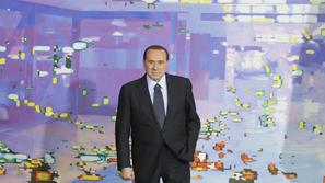 Silvio Berlusconi, 74, se je v preiskavi znašel zaradi 46 let mlajše maroške pro